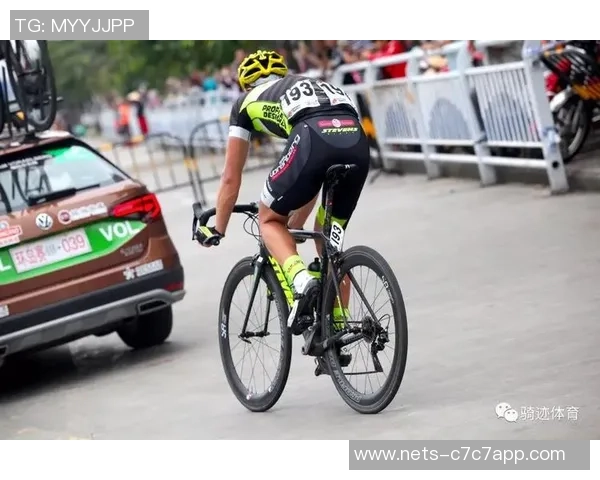 乌拉尔与莫斯巴达的激烈对决谁能笑到最后解析比赛关键因素与战术布局